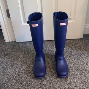 Navy Blue Hunter Rain Boots